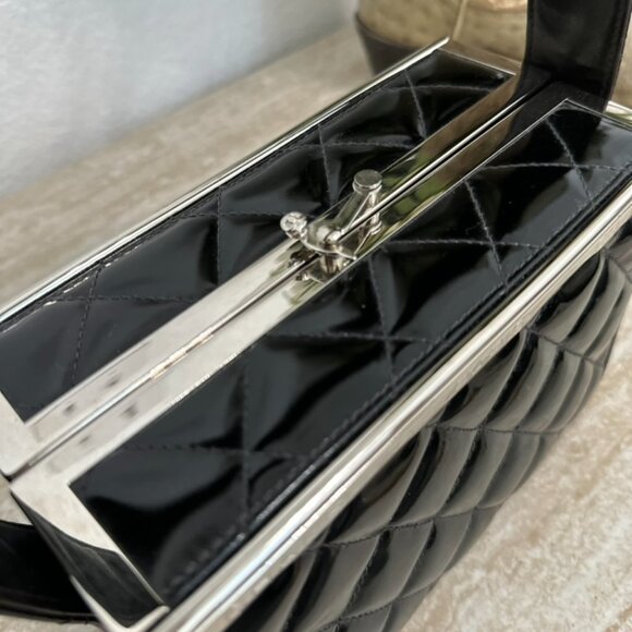 Chanel Patent Vanity Case  Top Handle - Picture 4 of 10